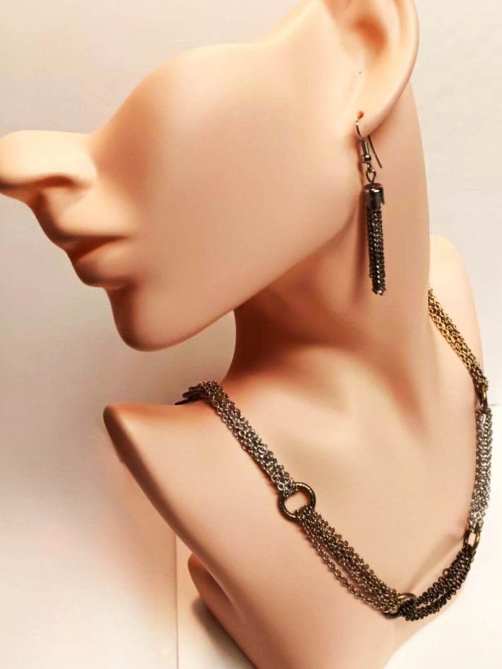 Necklace & earring set, multi strand mixed metal unbranded.